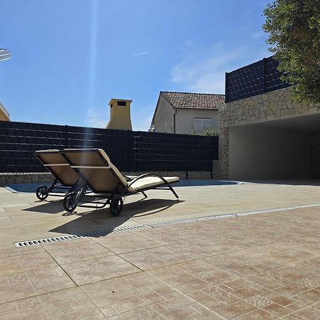 Apartment Jakasa Трогир Екстериор снимка