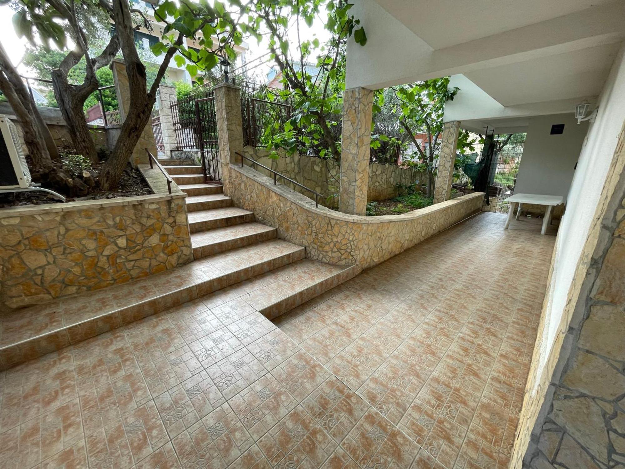 Apartment Jakasa Трогир Екстериор снимка